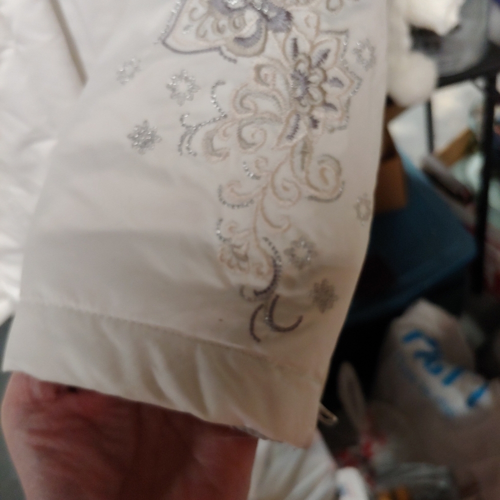 Jacket - Picture 2 of 4